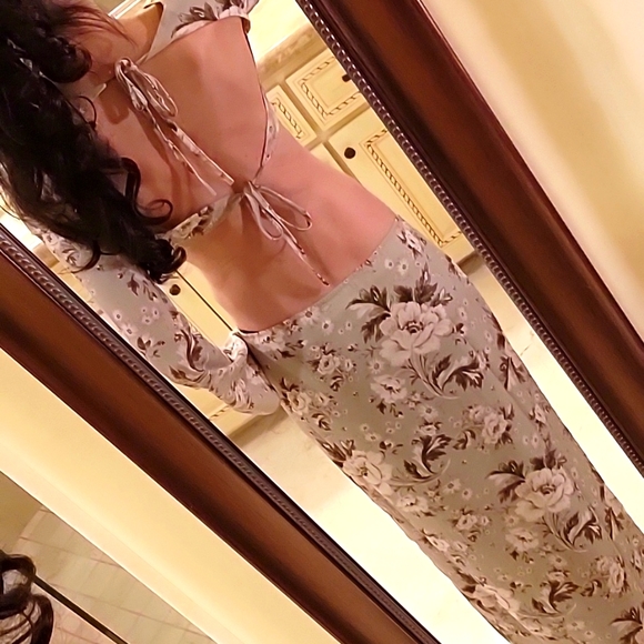 Tiger Mist Macro Floral Maxi Skirt & Top Set, XS - Picture 12 of 15